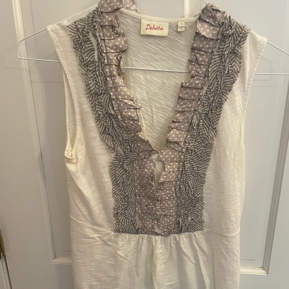 Anthropologie (Deletta brand) mixed media top. Size M